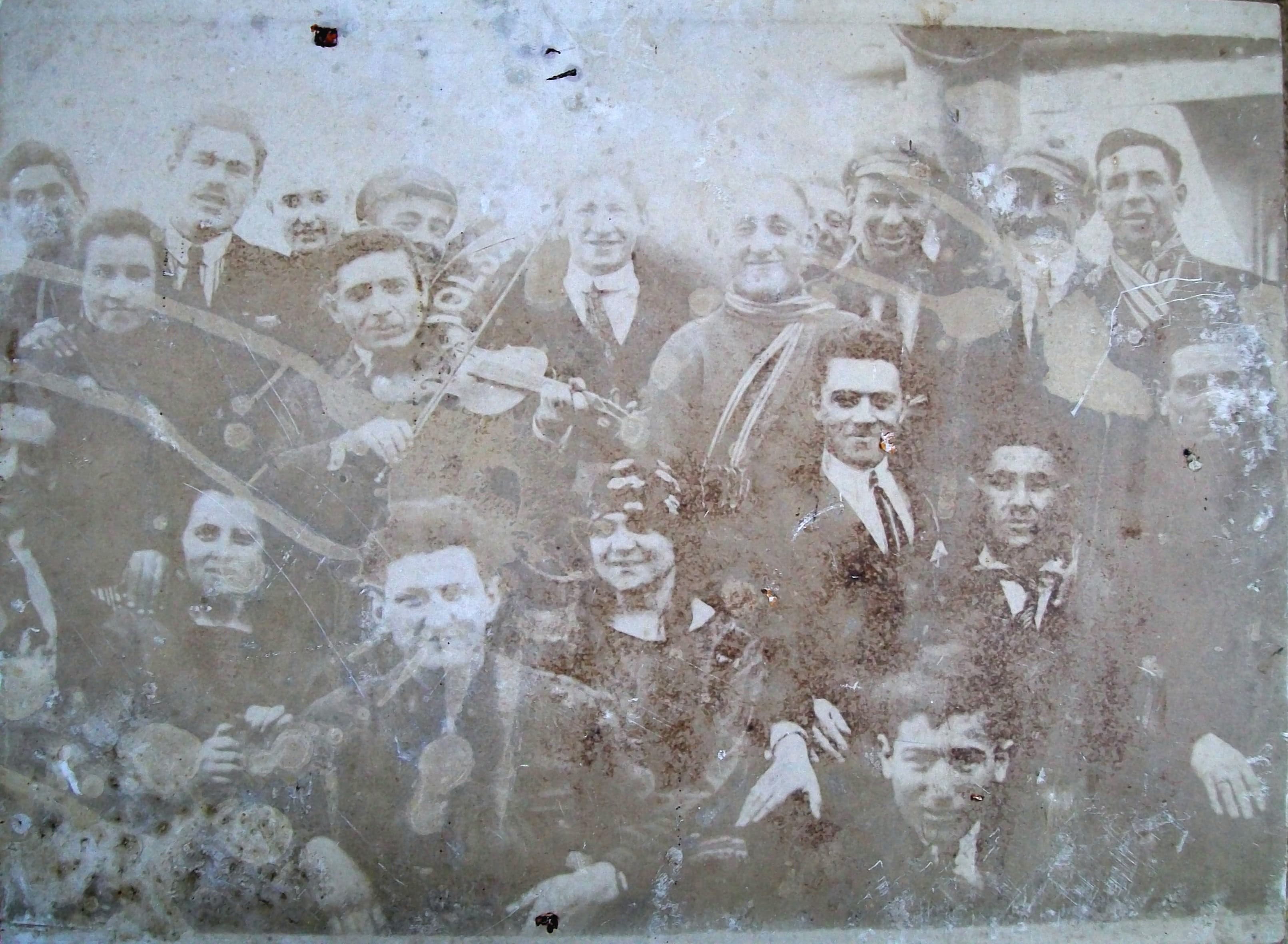 Papa with violin - before restoration